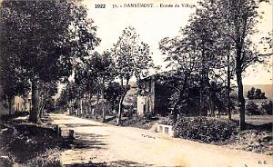 DAMREMONT - BANLIEUE DE PHILIPPEVILLE - ENTREE DU VILLAGE- 1922